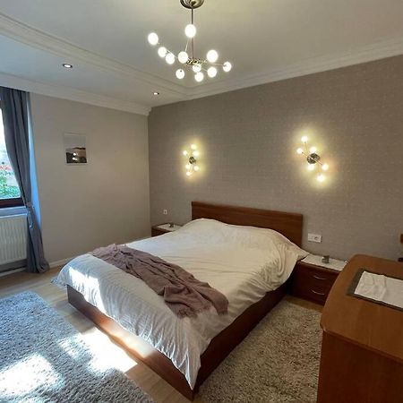 Cozy Apartment In The Old Center Of Prishtina Pristina Extérieur photo