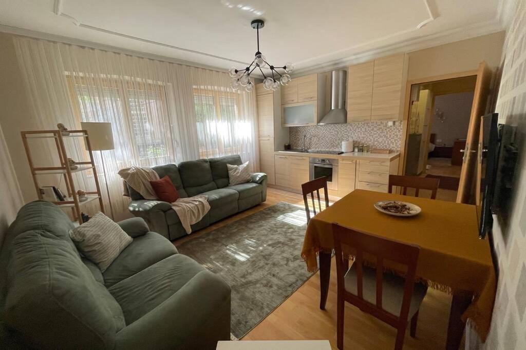 Cozy Apartment In The Old Center Of Prishtina Pristina Extérieur photo